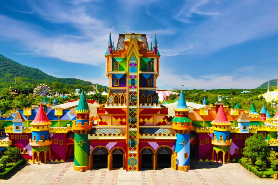 Descubra a Magia do Beto Carrero World: Um Destino de Aventuras e diversão para toda a família!